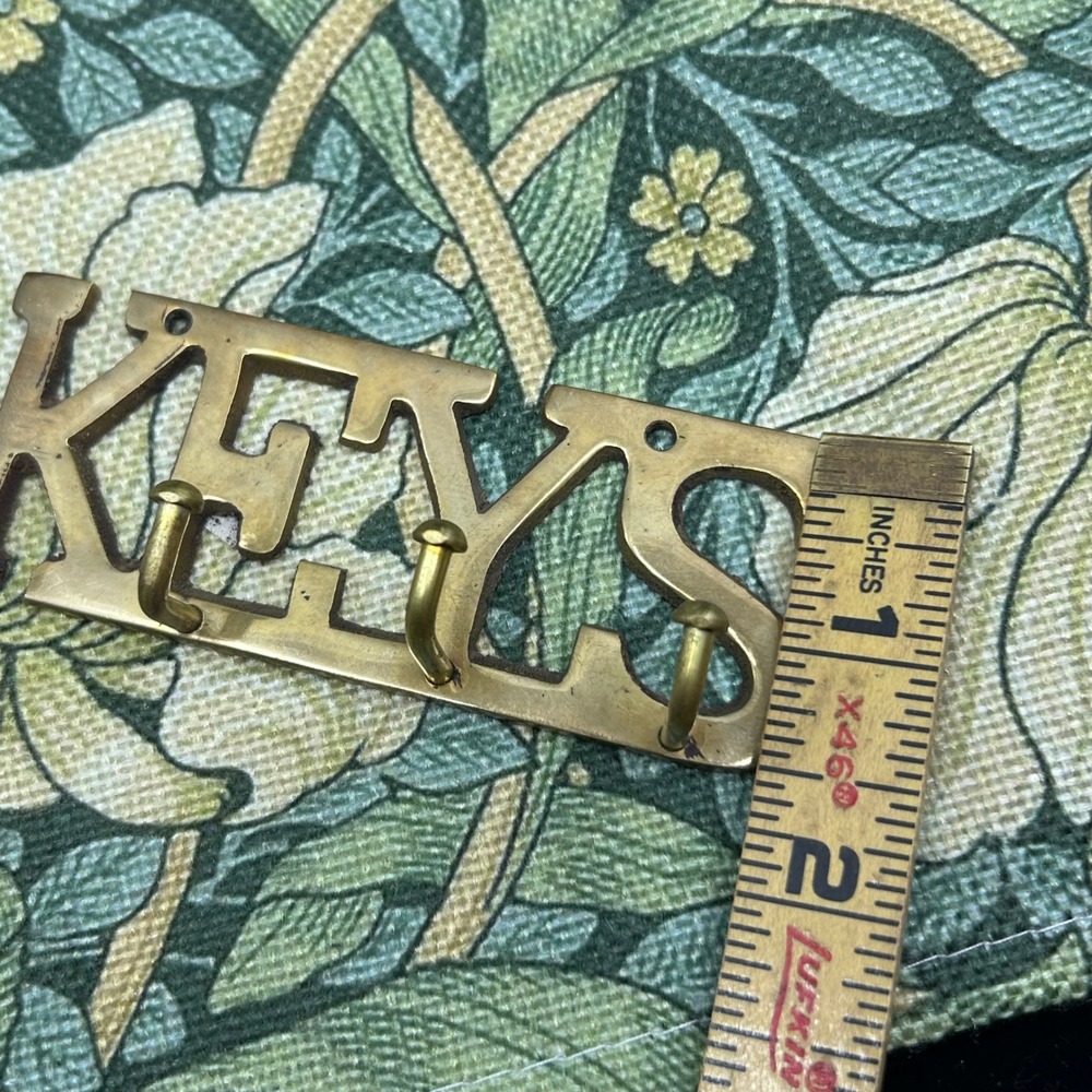 Vintage Brass Key Hook Cottagecore Wall Mount Gold Tone India 4 Hooks - Picture 11 of 11